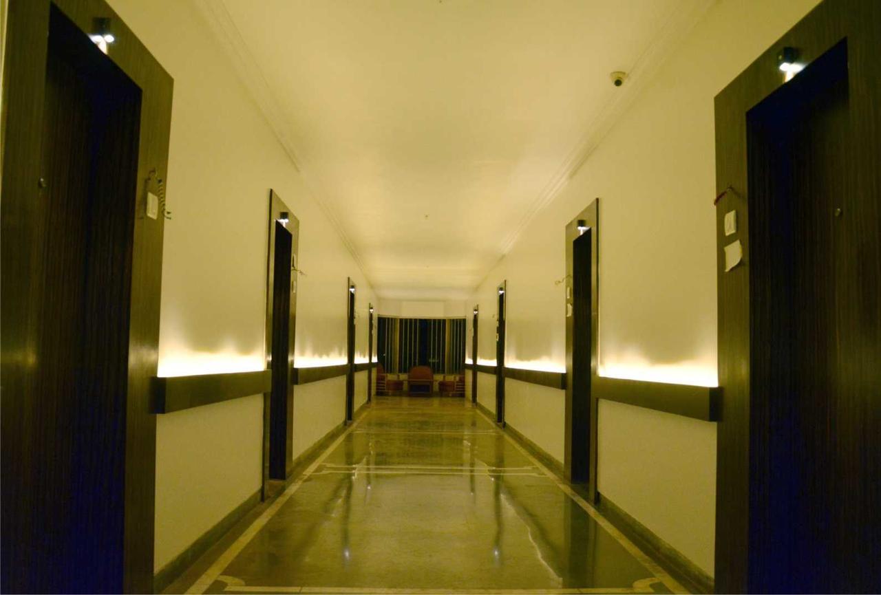 Bisu Hotel & Resorts Khed  エクステリア 写真